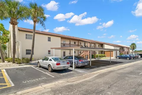 5135 Gemstone Dr #201, New Port Richey, FL 34652
