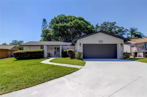 2800 Oak Tree Ct, Palm Harbor, FL 34684