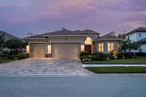 910 Bee Branch Ct, Palm Harbor, FL 34683