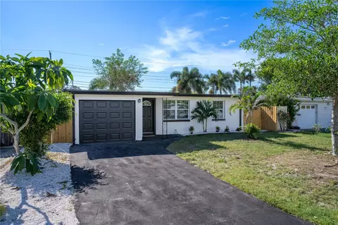 12084 106th St, Largo, FL 33773
