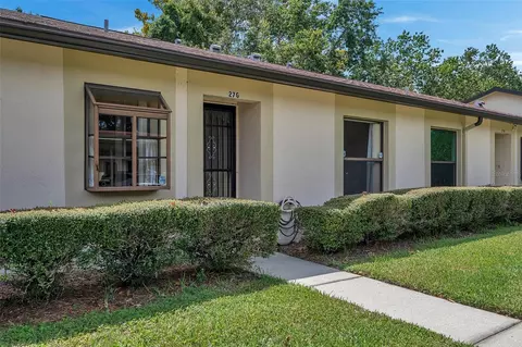 11511 113th St #27G, Seminole, FL 33778