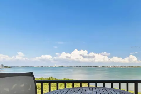 1501 Gulf Blvd #605, Clearwater Beach, FL 33767