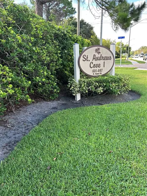 629 N Keene Rd #T-2, Clearwater, FL 33755
