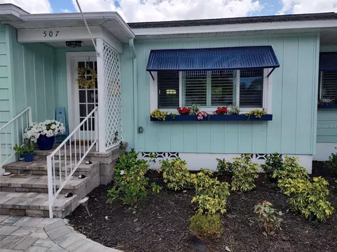 507 Fairview Rd, Belleair, FL 33756