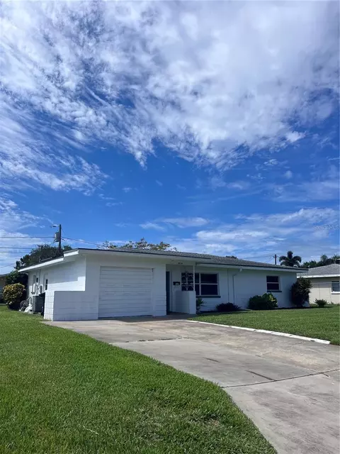 2834 63rd Ave S, Saint Petersburg, FL 33712