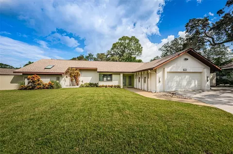 1676 Oak Pl, Clearwater, FL 33755