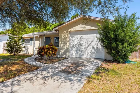 1426 Solar Dr, Holiday, FL 34691