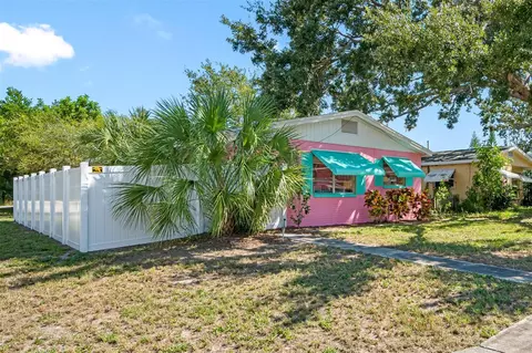 699 71st Ave N, Saint Petersburg, FL 33702