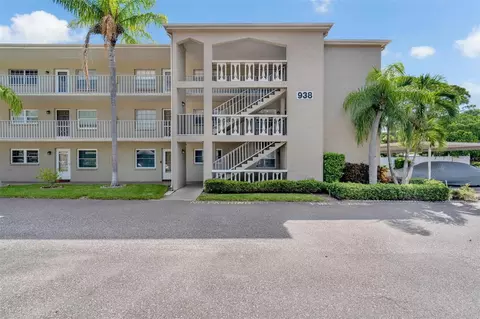 938 Virginia St #208, Dunedin, FL 34698