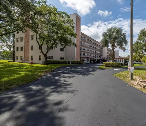 8174 Terrace Garden Dr N #407, Saint Petersburg, FL 33709