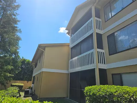 1550 S Belcher Rd #215, Clearwater, FL 33764