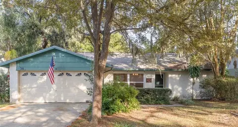 38 Harbor Oaks Cir, Safety Harbor, FL 34695