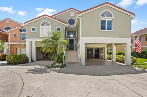 9 Jefferson Ct S, Saint Petersburg, FL 33711
