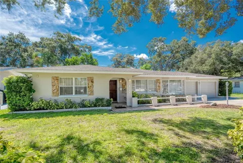 2129 Mckinley St, Clearwater, FL 33765