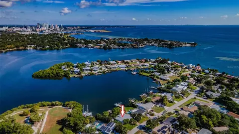 3597 Manatee Dr SE, Saint Petersburg, FL 33705