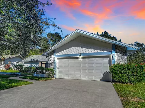3235 E Dorchester Dr, Palm Harbor, FL 34684