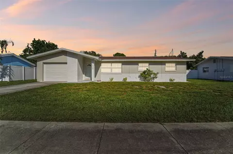 1775 Eaton Dr NE, Clearwater, FL 33756