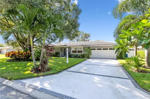 1959 Rebecca Dr, Clearwater, FL 33764