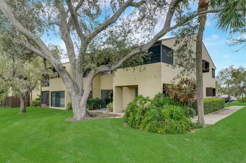 710 Village Dr N #101B, Saint Petersburg, FL 33716