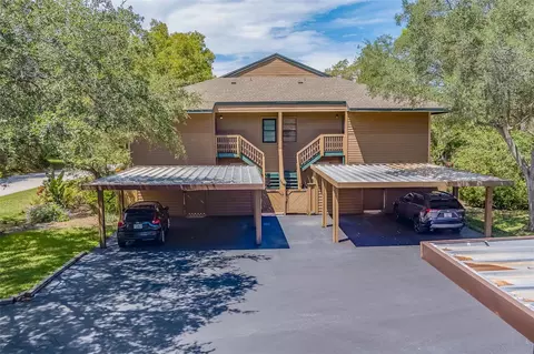1308 Lennox Rd E, Palm Harbor, FL 34683
