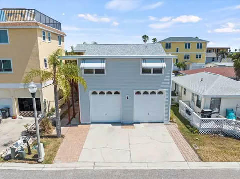 18103 1st St E, Redington Shores, FL 33708