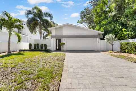8082 26th Ave N, Saint Petersburg, FL 33710