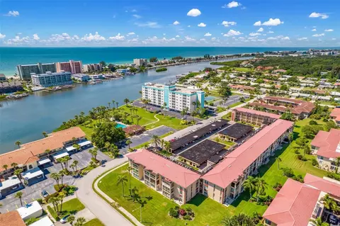 10351 Regal Dr #5, Largo, FL 33774