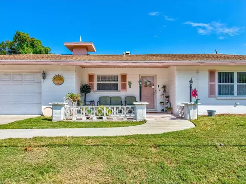 2849 Webber St, Sarasota, FL 34239