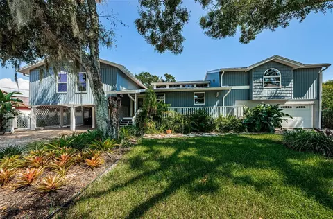 1306 Flotilla Dr, Holiday, FL 34690