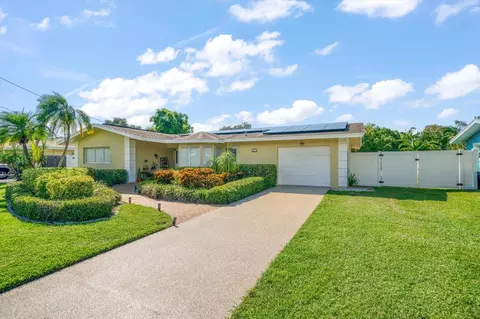 1674 Indian Rocks Rd S, Largo, FL 33774