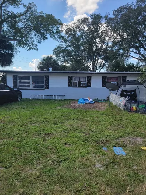 504 N Saturn Ave, Clearwater, FL 33755