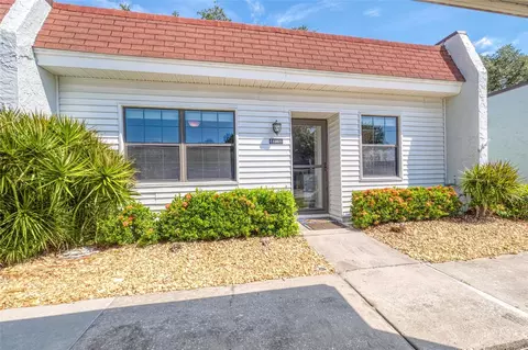 13821 Mission Oaks Blvd #13821, Seminole, FL 33776