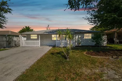 4208 Mesa Dr, New Port Richey, FL 34653