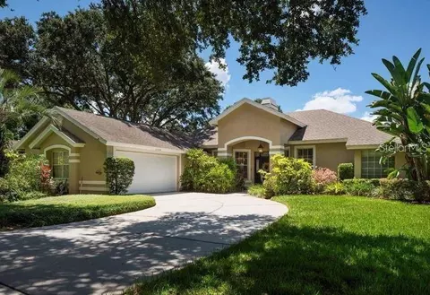 16504 Longleat Dr, Lutz, FL 33549