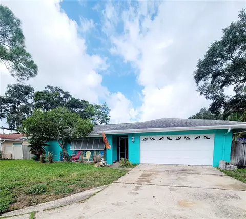 7960 3rd St N, Saint Petersburg, FL 33702