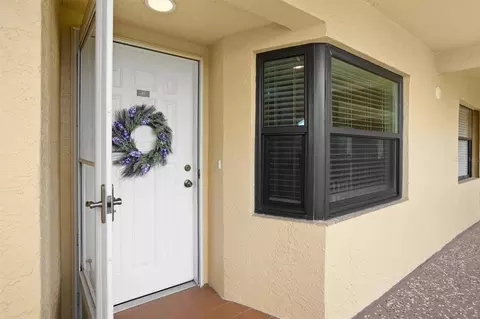 5817 Park St N #411, Saint Petersburg, FL 33709