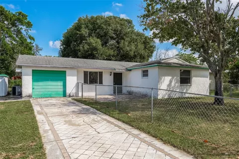 7027 Sandalwood Dr, Port Richey, FL 34668