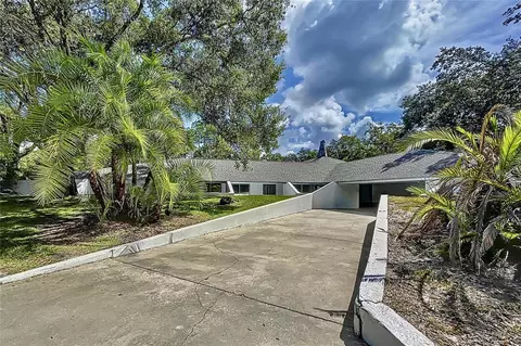 1906 Sunset Ln, Lutz, FL 33549