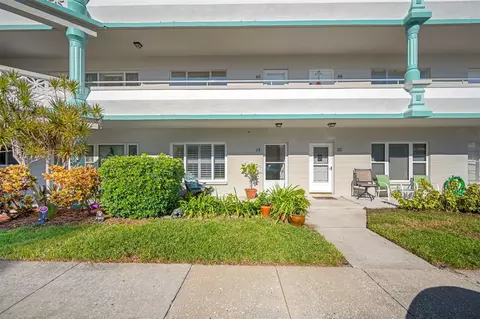 2370 Jamaican St #18, Clearwater, FL 33763