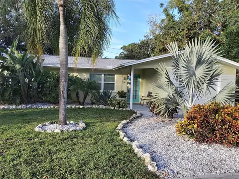 510 Kentucky Ave, Crystal Beach, FL 34681