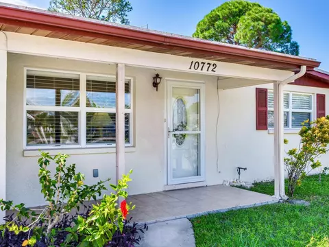 10772 63rd Ave, Seminole, FL 33772