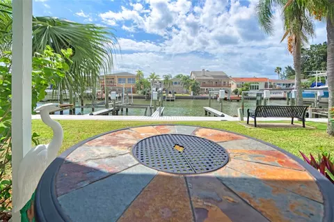 655 Garland Cir, Indian Rocks Beach, FL 33785