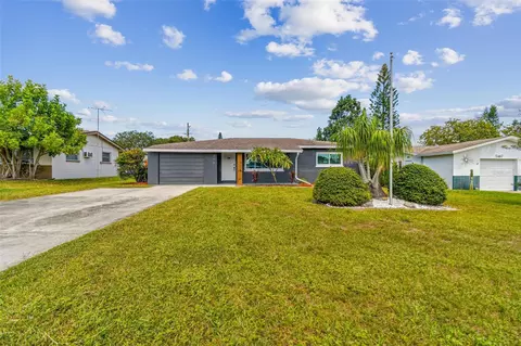216 16th Ave SW, Largo, FL 33770