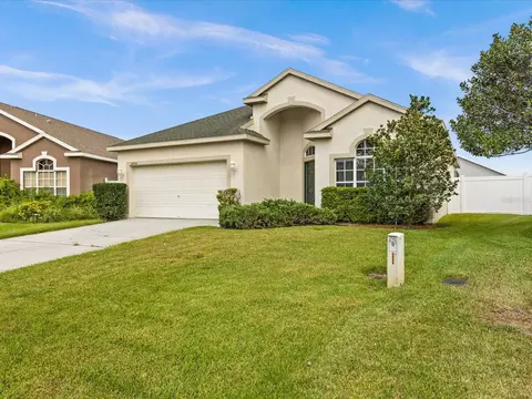 2606 Arrowpointe Dr, Holiday, FL 34691