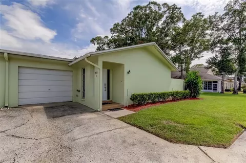 2828 Sherbrooke Ln #D, Palm Harbor, FL 34684