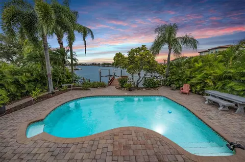 17315 Rosa Lee Way, North Redington Beach, FL 33708