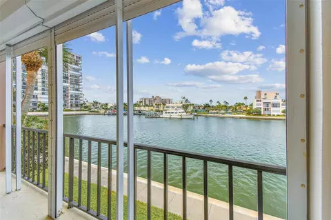 7540 Bay Island Dr S #262, South Pasadena, FL 33707