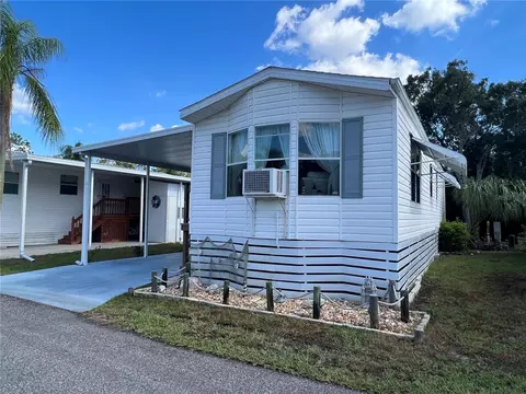 605 Michigan Blvd #67, Dunedin, FL 34698