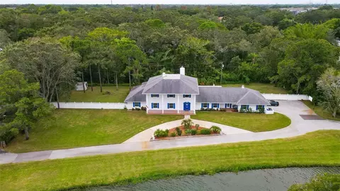1091 Virginia St, Dunedin, FL 34698