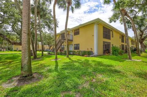 3001 58th Ave S #615, Saint Petersburg, FL 33712